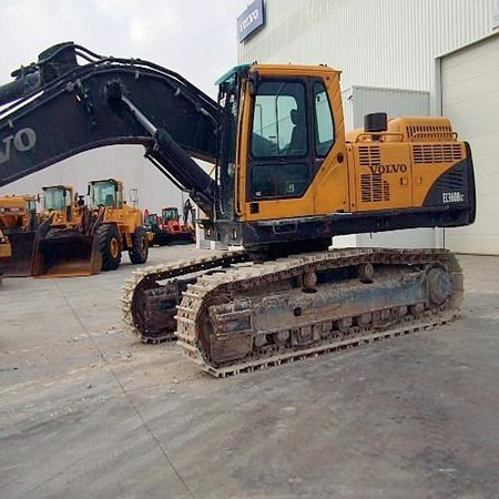 Used 2006 DEERE 850J WLT